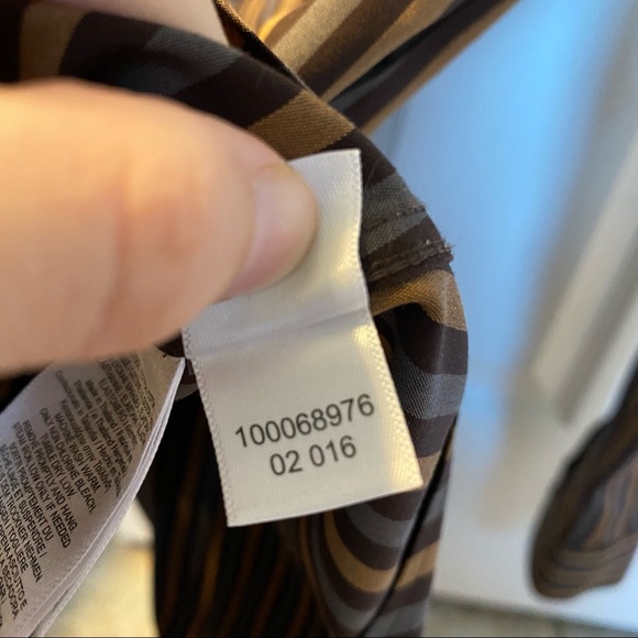 Brooks Brothers Non-Iron Tailored-Fit Cotton Stripe Dress Shirt, Never Worn. XS - Picture 11 of 12